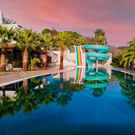 Elitium Thermal Hotel Bozkoy  Экстерьер фото